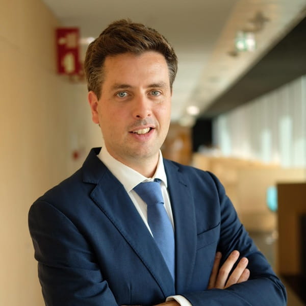 Dr João Caetano ortopedista pé e tornozelo, Lisboa Dr João Caetano ortopedista pé e tornozelo, Lisboa